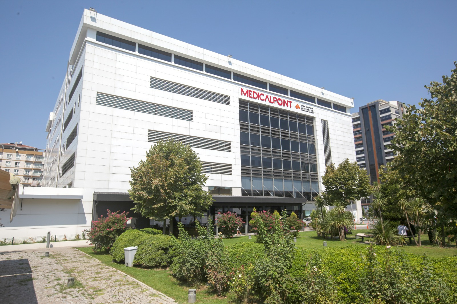 Больница Medical Point Измир