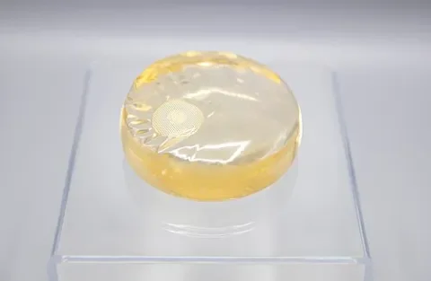 Aumento de pecho en Turquía: implante mamario de gel de silicona usado en la cirugía mamaria