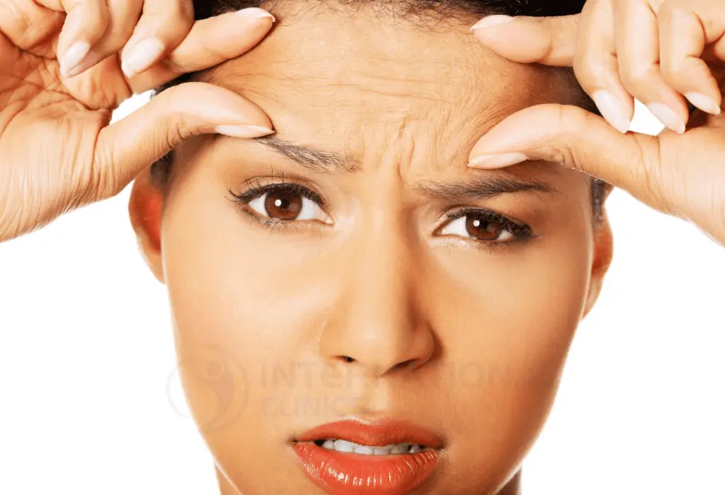 ما هي طرق علاج تجاعيد الوجه؟